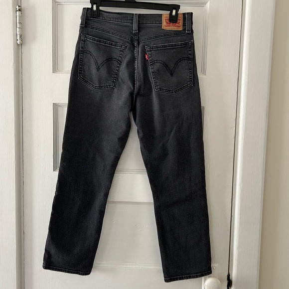 Levi’s Wedgie Straight Jeans - Picture 3 of 6